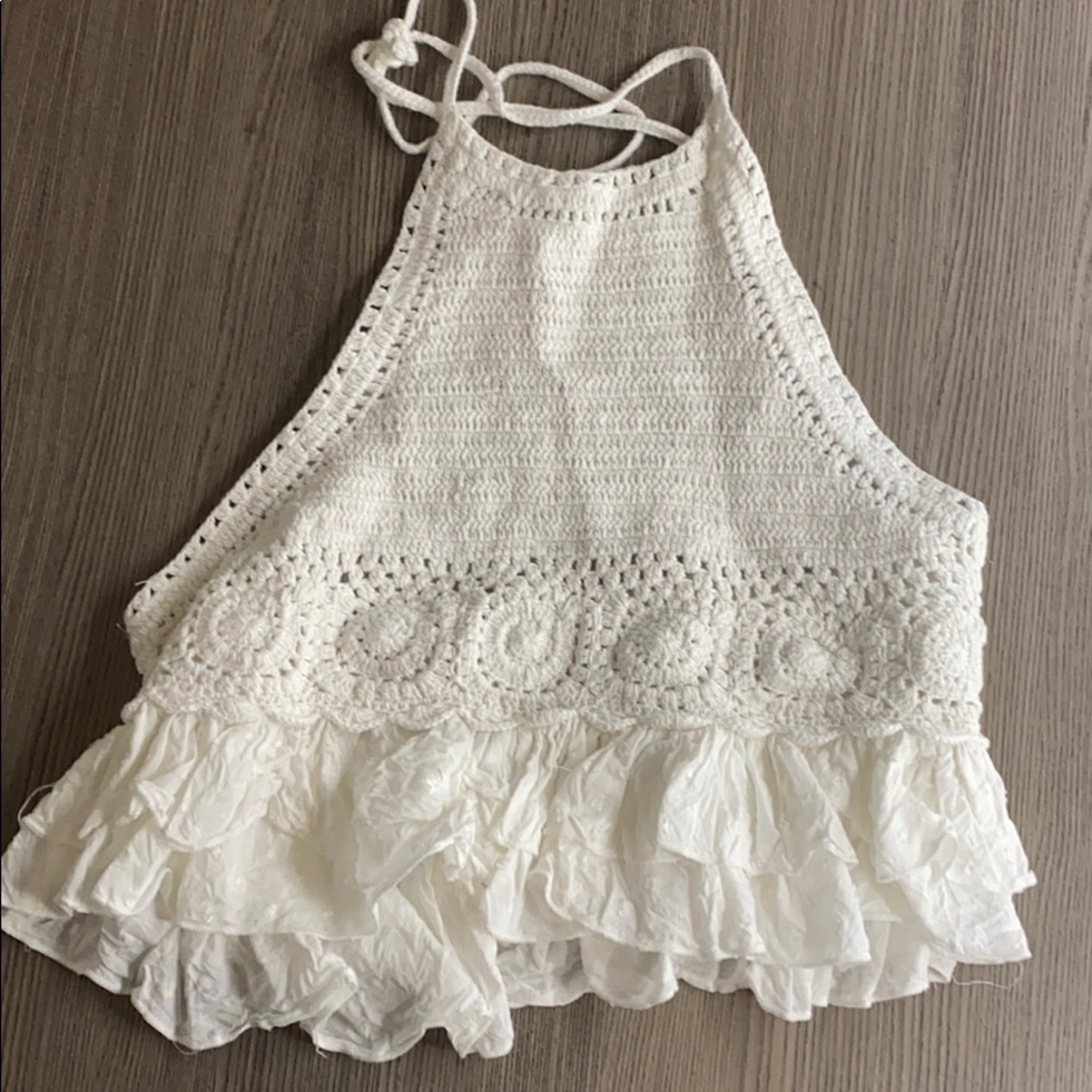 High neckline crop top